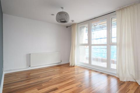 2 bedroom apartment to rent, Manor Court, Weybridge