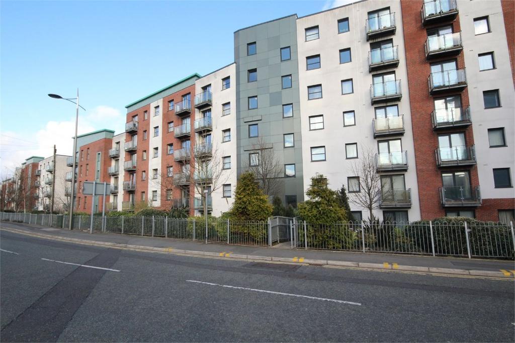 Lower Hall Street, St Helens, WA10 1 bed apartment £450 pcm (£104 pw)