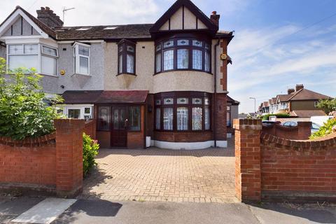 24 Waverley Gardens, Ilford, IG6 1PJ