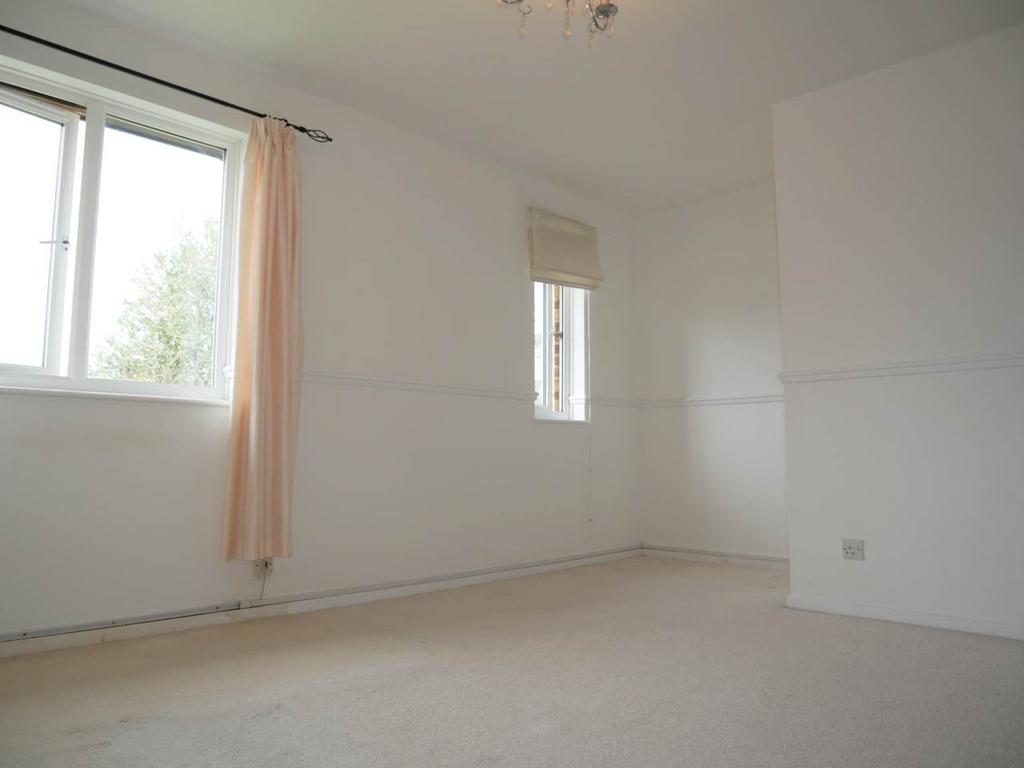 Hamelin Road, Gillingham, Kent 1 bed £850 pcm (£196 pw)