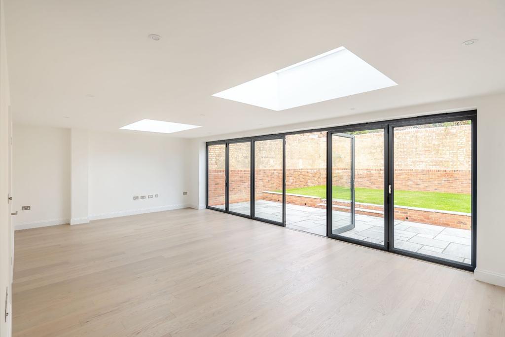 Picture No. 04