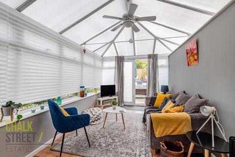 11 Globe Road, Hornchurch, RM11 1BS