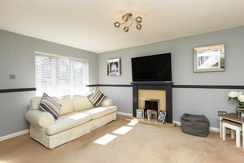 26 Fairways Drive, Madeley, Telford, TF7 5TD