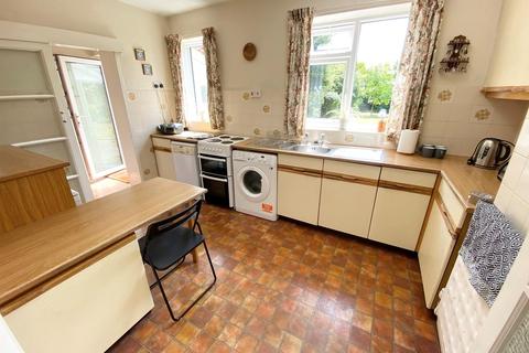44 Phillips Lane, Formby, Liverpool, L37 4BG