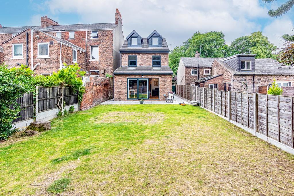 Irlam Road, Flixton, Manchester, M41 3 bed detached house £465,000