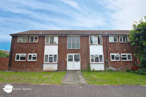 18, Sonia Court Sonia Gardens, Hounslow, TW5 0LY