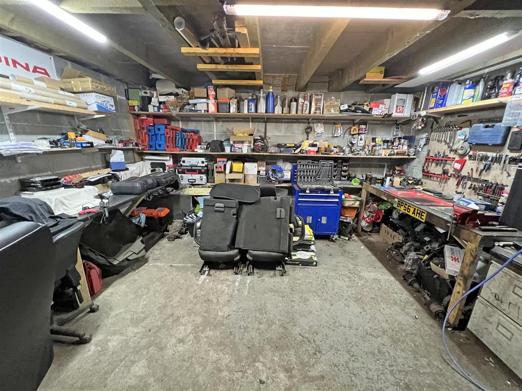 Unit 11 & 12 - work shop 3.jpg