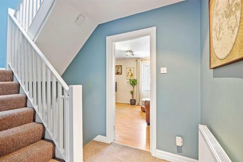 3 Station Road, London, SE20 7BE