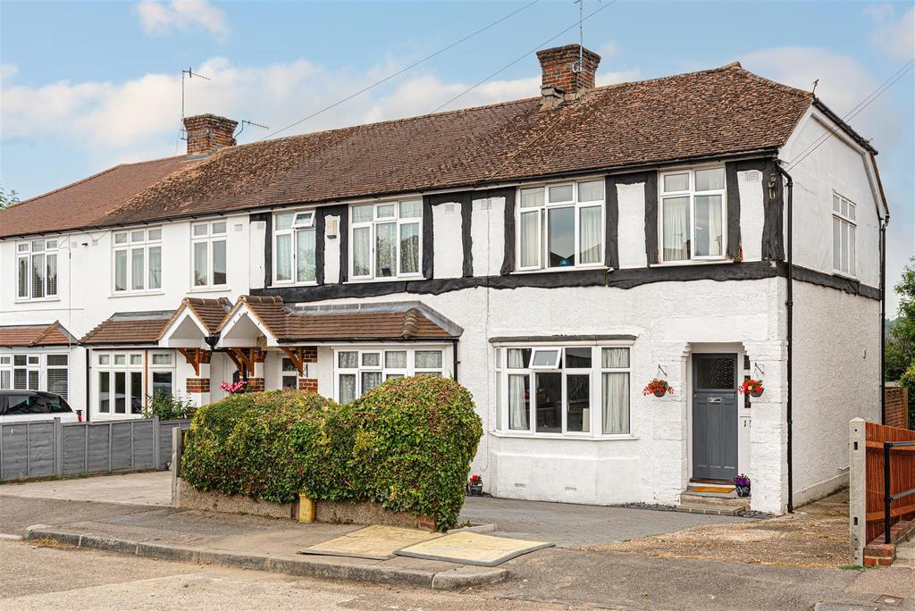 Prince Albert Square, Redhill 3 bed house £425,000