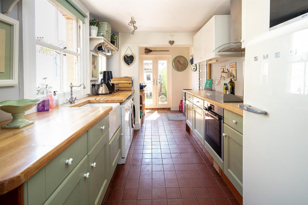 5 Oldfield Road-3.jpg