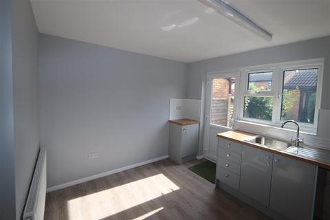 2 bedroom end of terrace house to rent - Havenside, Little Wakering, Southend-On-Sea