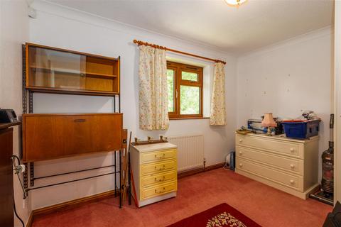 Marlew House Old Tiverton Road, Crediton, EX17 1EG