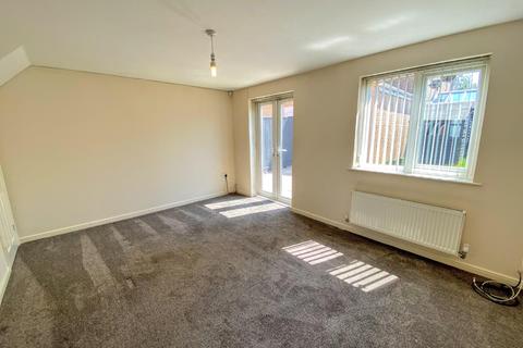 3 bedroom end of terrace house to rent - Grangemoor Close, Darlington
