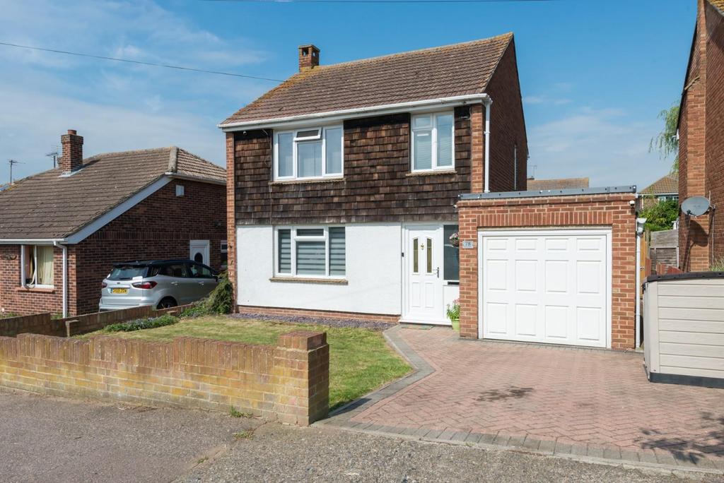 Rydal Avenue, Ramsgate 3 bed detached house for sale £400,000