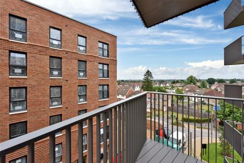 2 bedroom apartment to rent, Darjeeling House, Memorial Avenue, Slough, SL1