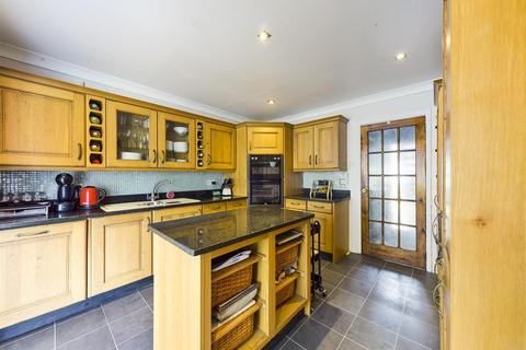 4 bedroom detached house for sale - The Meadows, Cherry Burton, Beverley