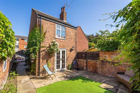 2 bedroom detached house for sale - Rasen Lane, Lincoln, Lincolnshire