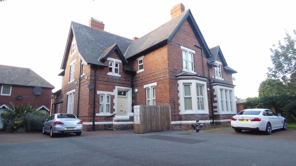 Homeside, Westoe Village, South Shields 2 bed apartment to rent £595