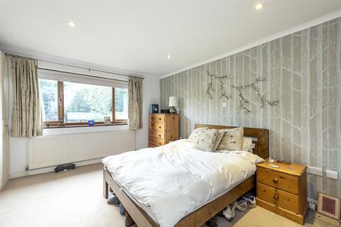 4 bedroom semi-detached house for sale - Coleswood Road, Harpenden