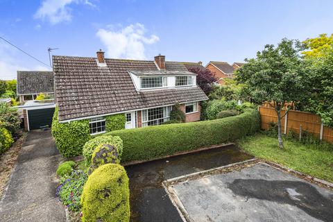 4 bedroom bungalow for sale - St Michaels Walk, Sleaford, NG34