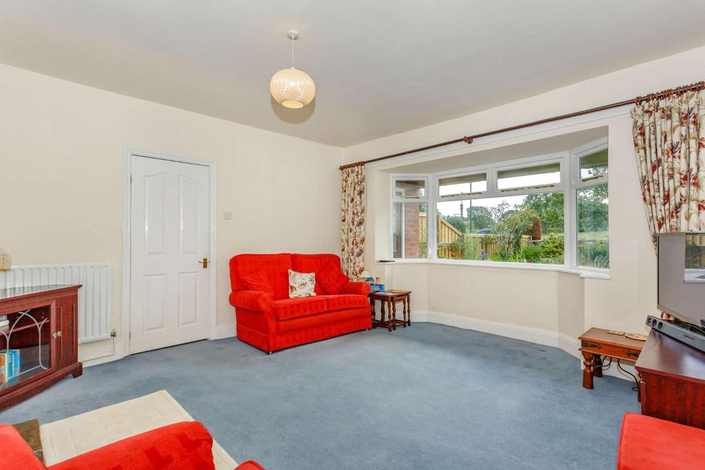 Lund Lane, Killinghall, Harrogate... 4 bed semidetached house £400,000