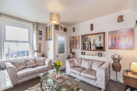 16 Diamond Place, Harrogate, HG1 4QH