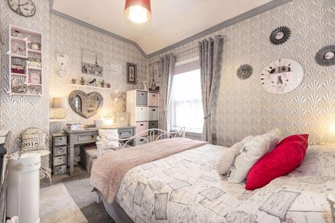 16 Diamond Place, Harrogate, HG1 4QH