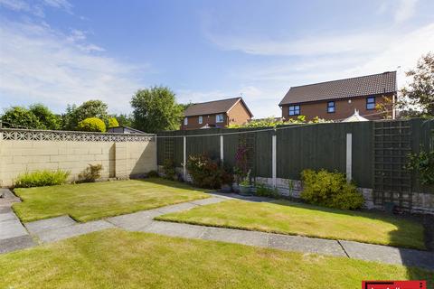 4 bedroom semi-detached bungalow for sale - Courtfield, Ormskirk