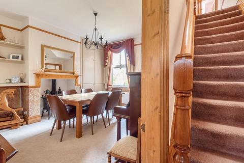 97 Leeds Road, Tadcaster, LS24 9LA