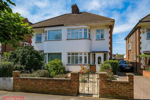 27 Foresters Drive, Walthamstow, London, E17 3PG