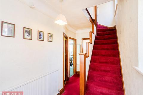 27 Foresters Drive, Walthamstow, London, E17 3PG