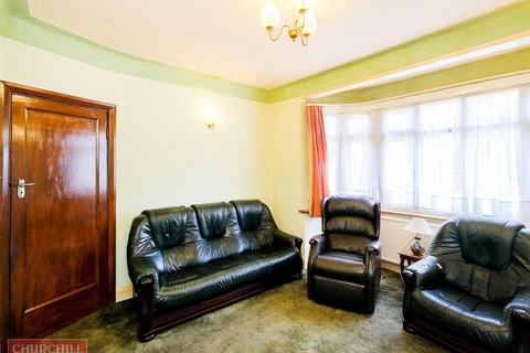 27 Foresters Drive, Walthamstow, London, E17 3PG