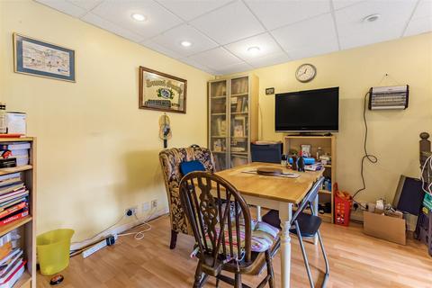 1 Wickham Avenue, Cheam, Sutton, SM3 8DT