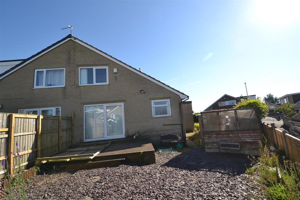 Silver Birch Drive, Wyke, Bradford 3 bed semidetached house £209,950