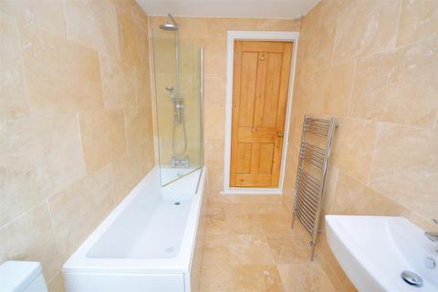 22 Barwell Road, Kirby Muxloe, Leicester, LE9 2AA