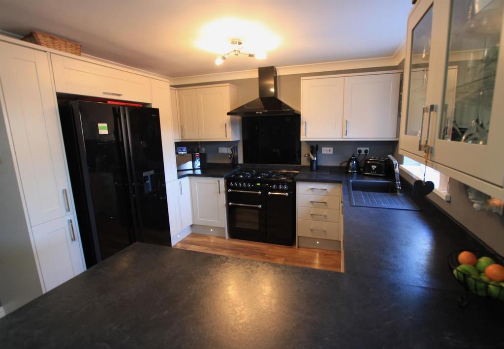 Kitchen/Diner/Snug