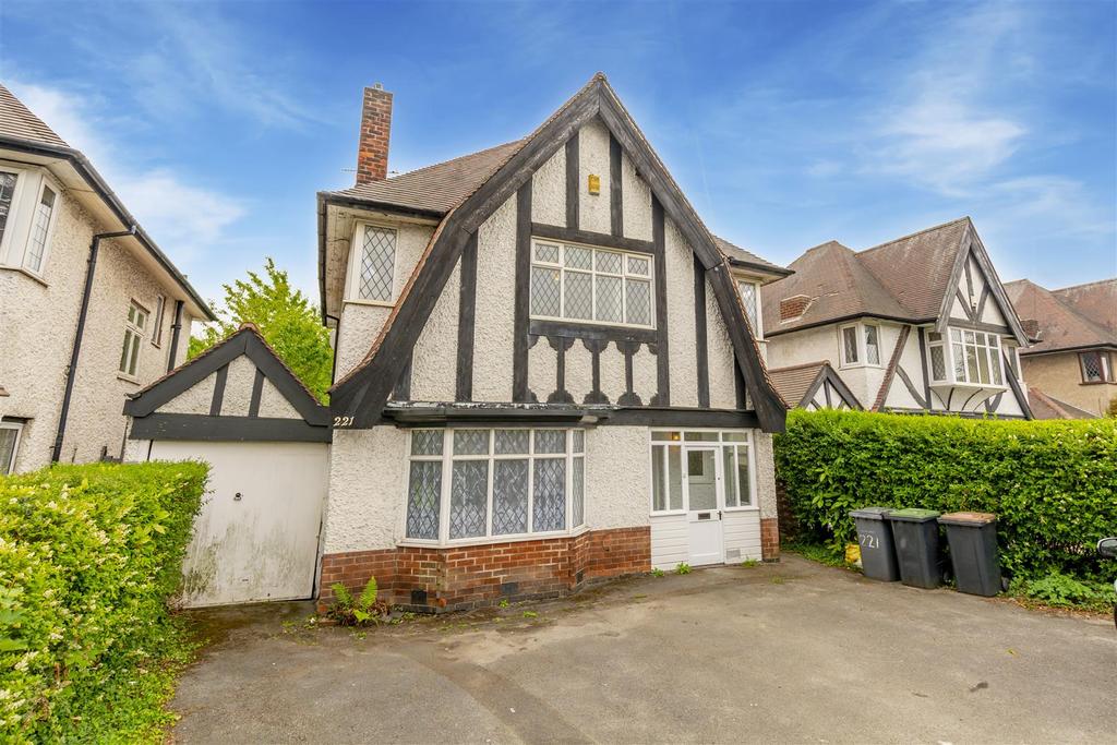 Derby Road, Beeston 3 bed detached house £335,000