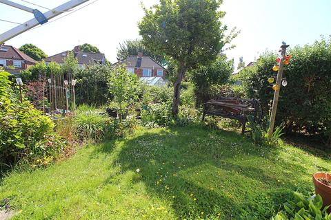 10 Acadia Grove, Hessle, HU13 0AL