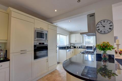 4 bedroom detached house for sale, Pasture Drive, Foulridge, Colne