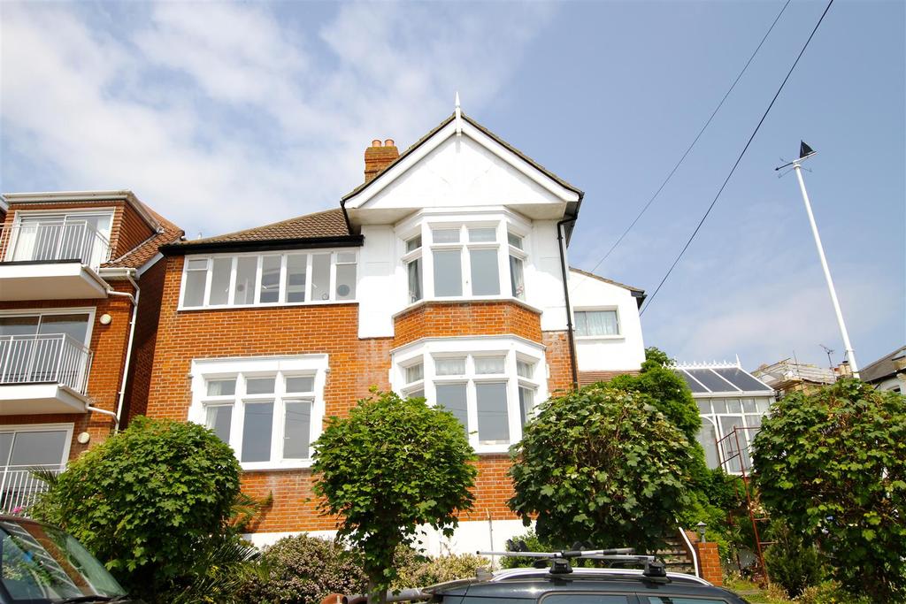 Leigh Park Road, LeighOnSea 5 bed detached house £1,300,000