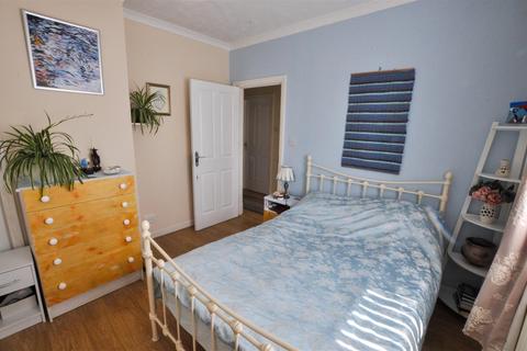 3 bedroom detached bungalow for sale, Penllwynrhodyn Road, Llanelli