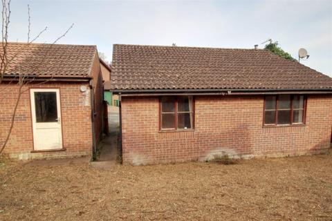44 Lambsdowne, Dursley, GL11 6PX