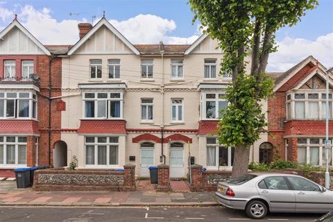 Flat 2, 45 Warwick Gardens, Worthing, BN11 1PF