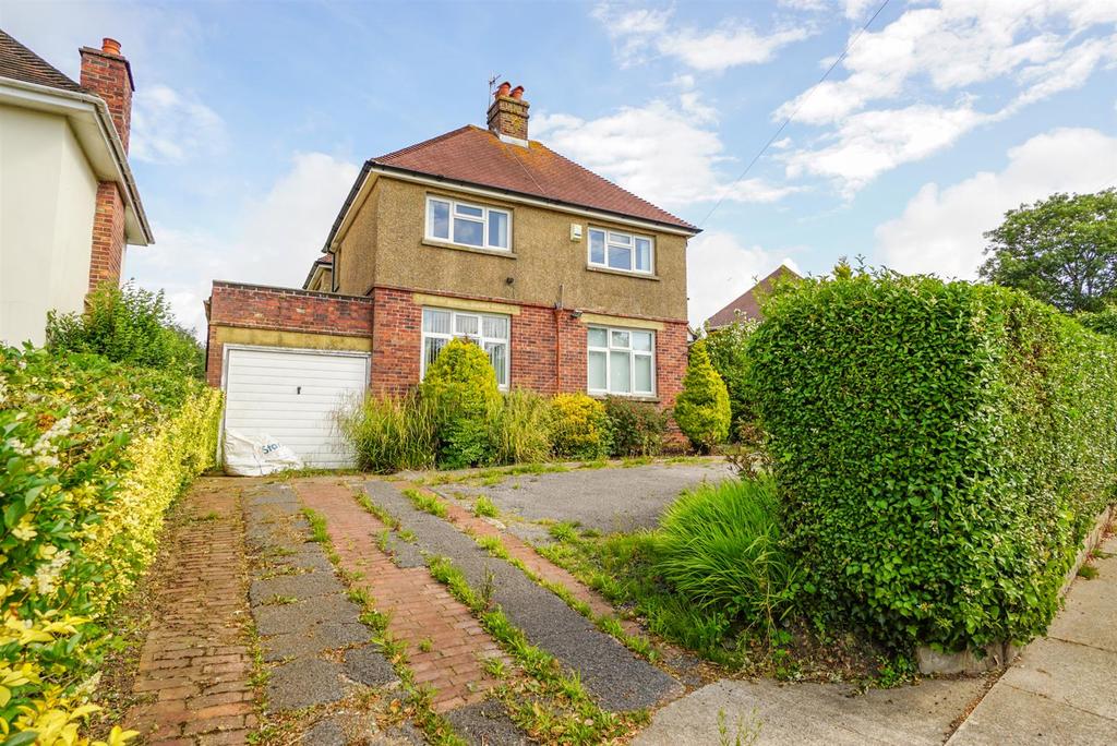 Upper Church Road, St. LeonardsOnSea 4 bed detached house £475,000