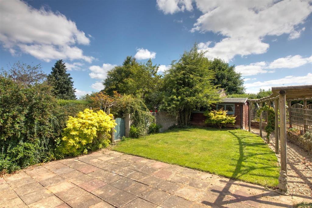 52 Stanton St. Quintin, Chippenham 3 bed cottage £489,950