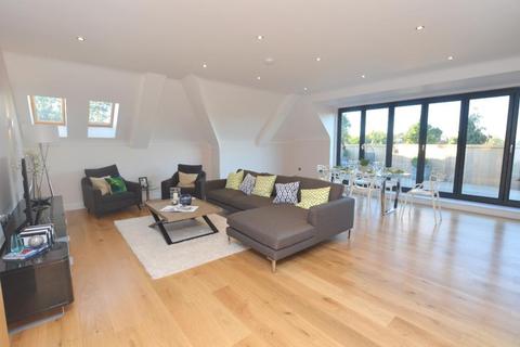 Flat 5, Red Tree Apartments Bickley Park Road, Bromley, BR1 2BE