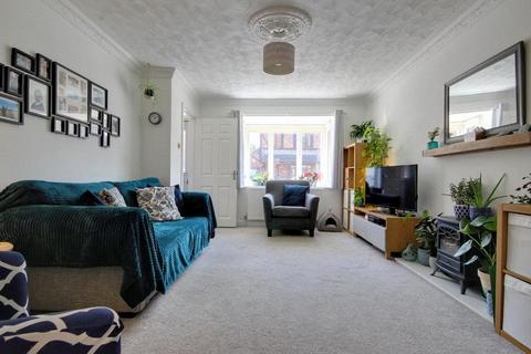 53 Ashdene Close, Willerby, Hull, HU10 6LW