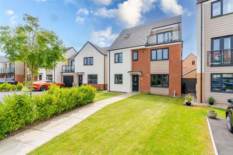 5 bedroom detached house for sale - Sir Bobby Robson Way, Great Park, Newcastle Upon Tyne