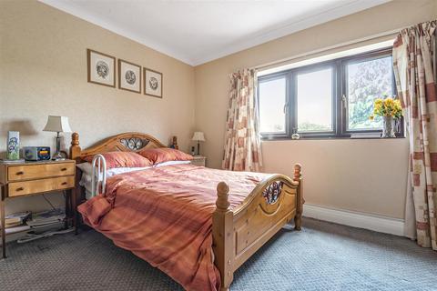 2 bedroom semi-detached house for sale - Rushes Road, Petersfield