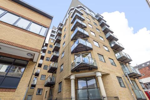 2 bedroom flat for sale - Merchants Place,  Reading,  RG1,  RG1